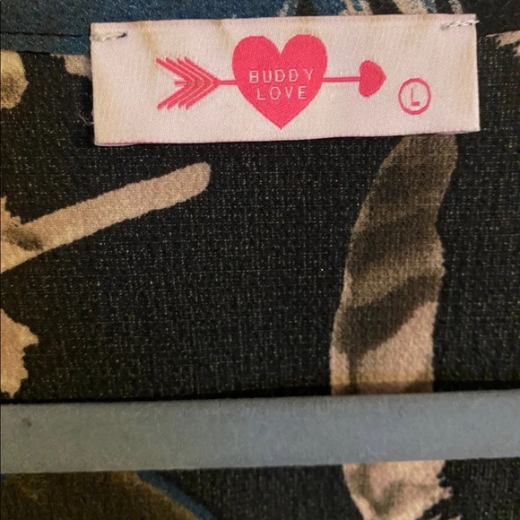 Buddy Love Flutter Sleeve - Picture 3 of 5